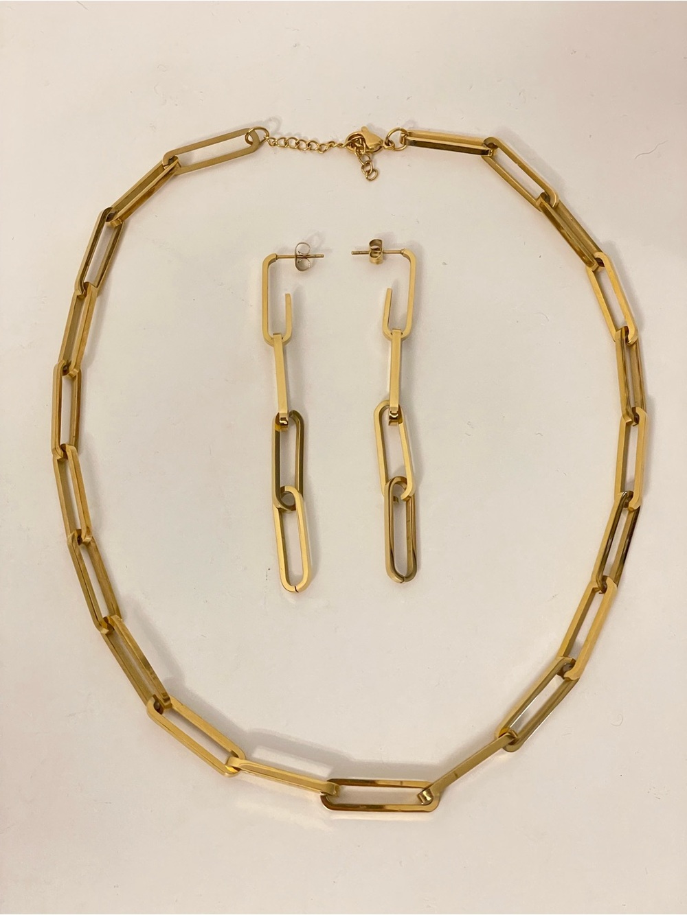 NWOT Gold-Tone Paperclip Link Chain Necklace & Matching Earrings